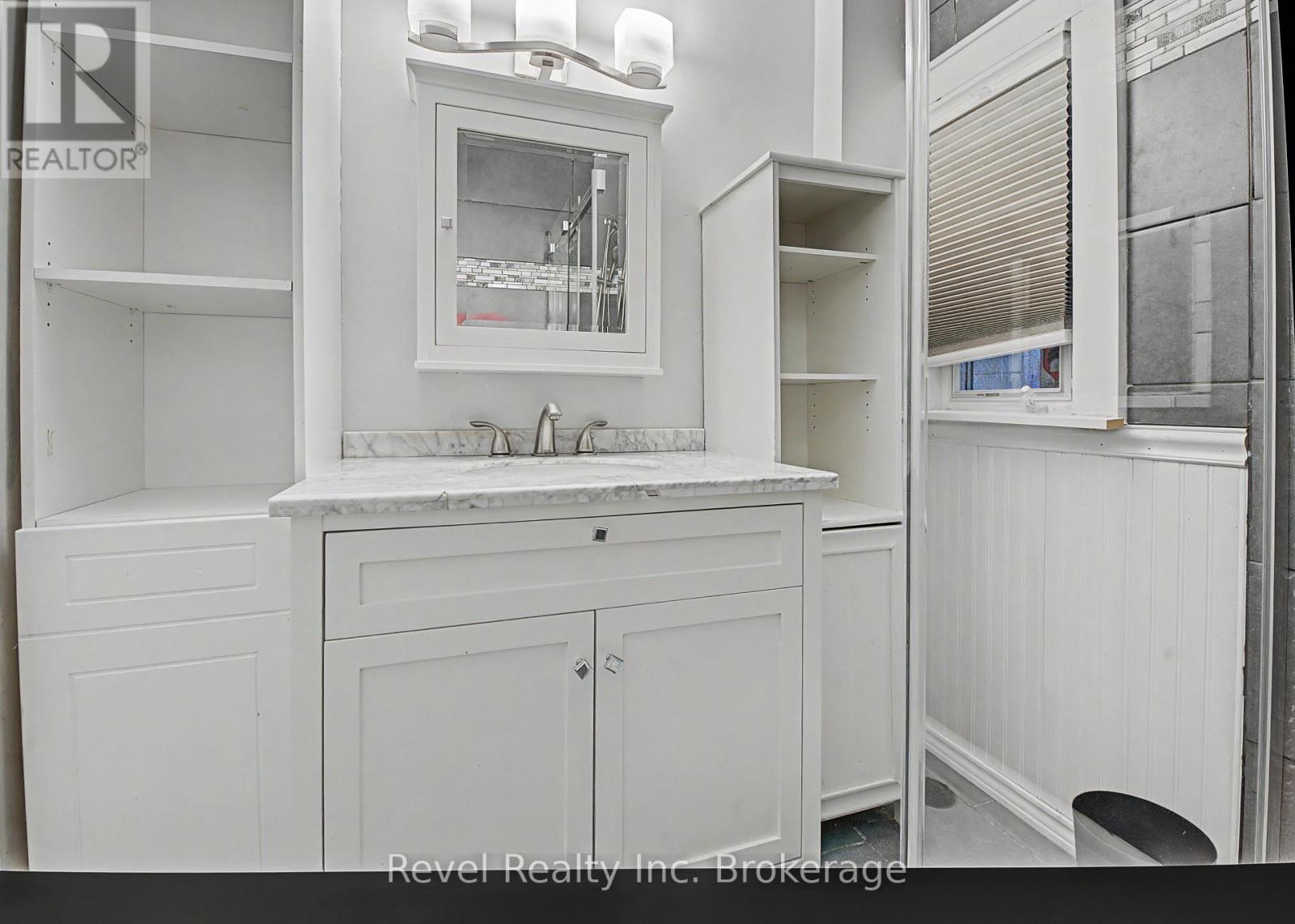 148 MAIN STREET S - 14
