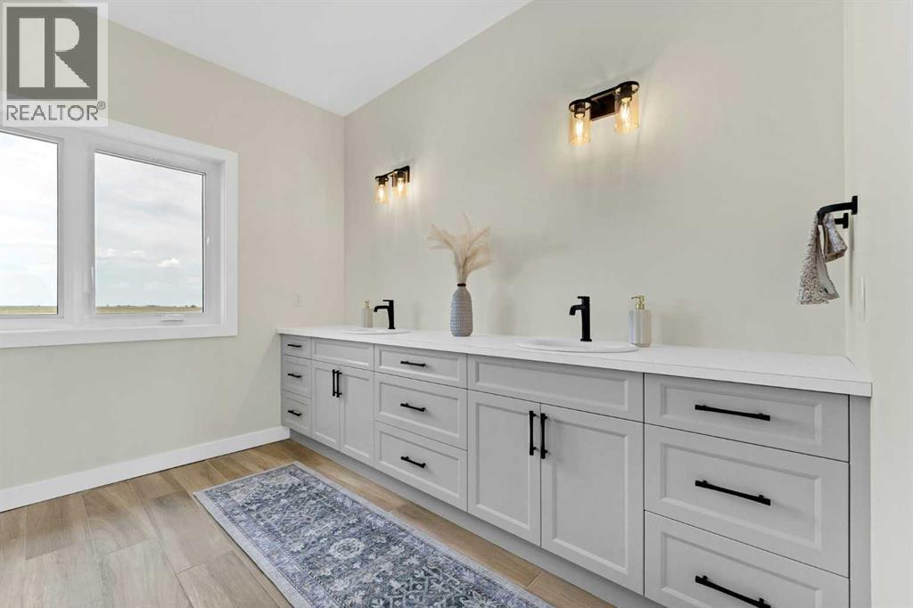 34, 12320 Range Road 72 - 15