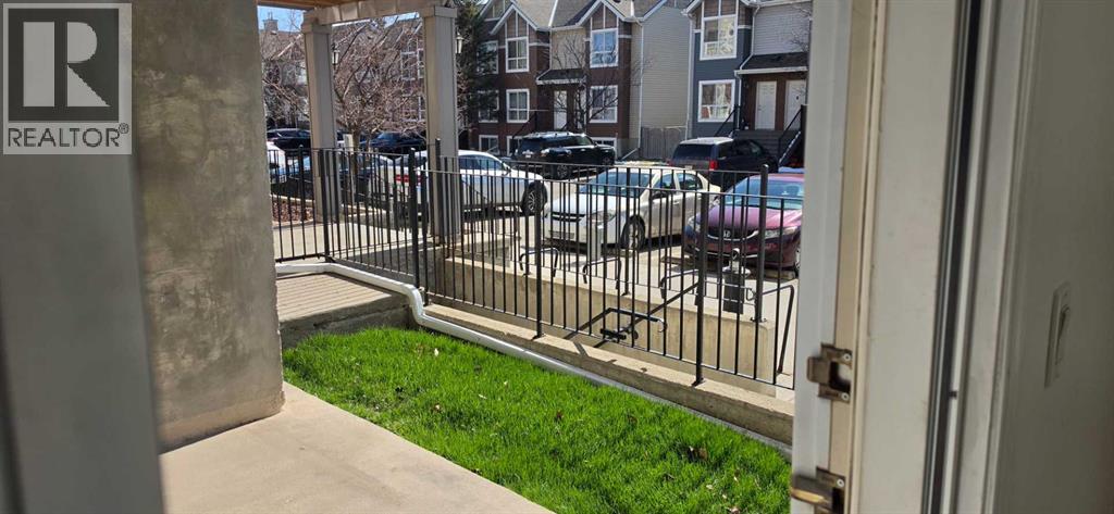#1206 73 Erin Woods Court SE - 30