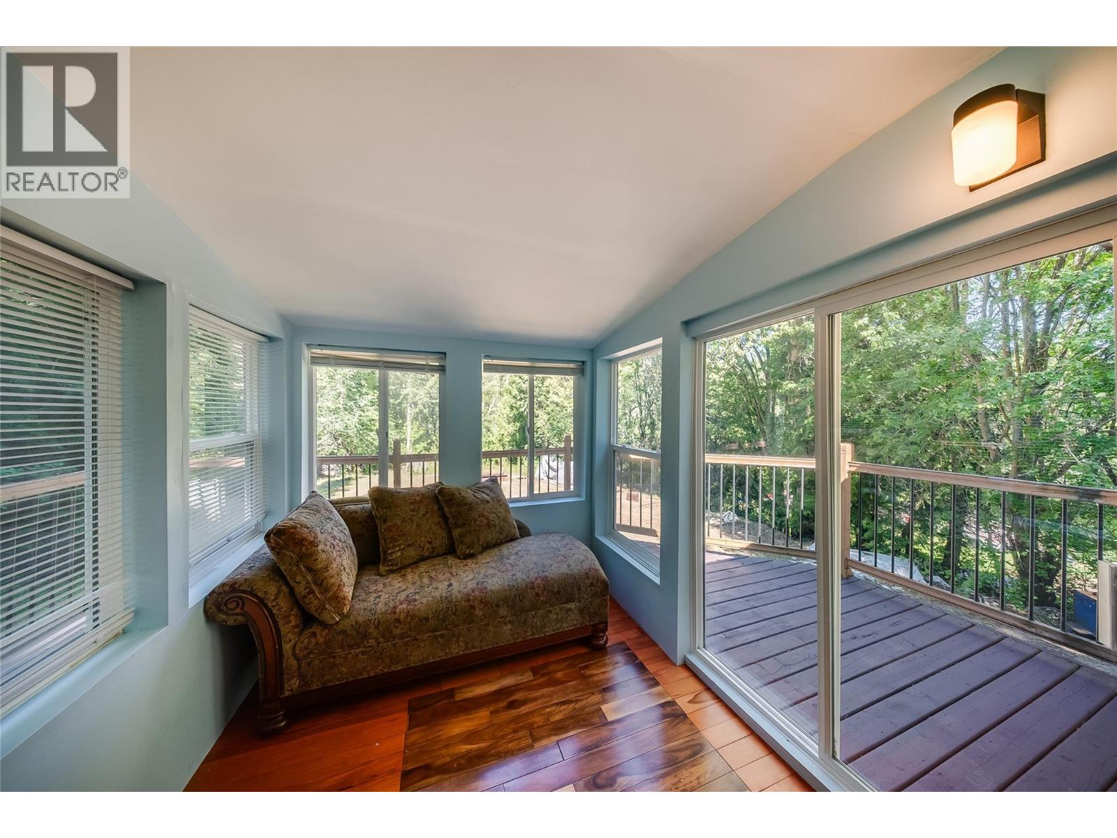 60 Short Street - 17