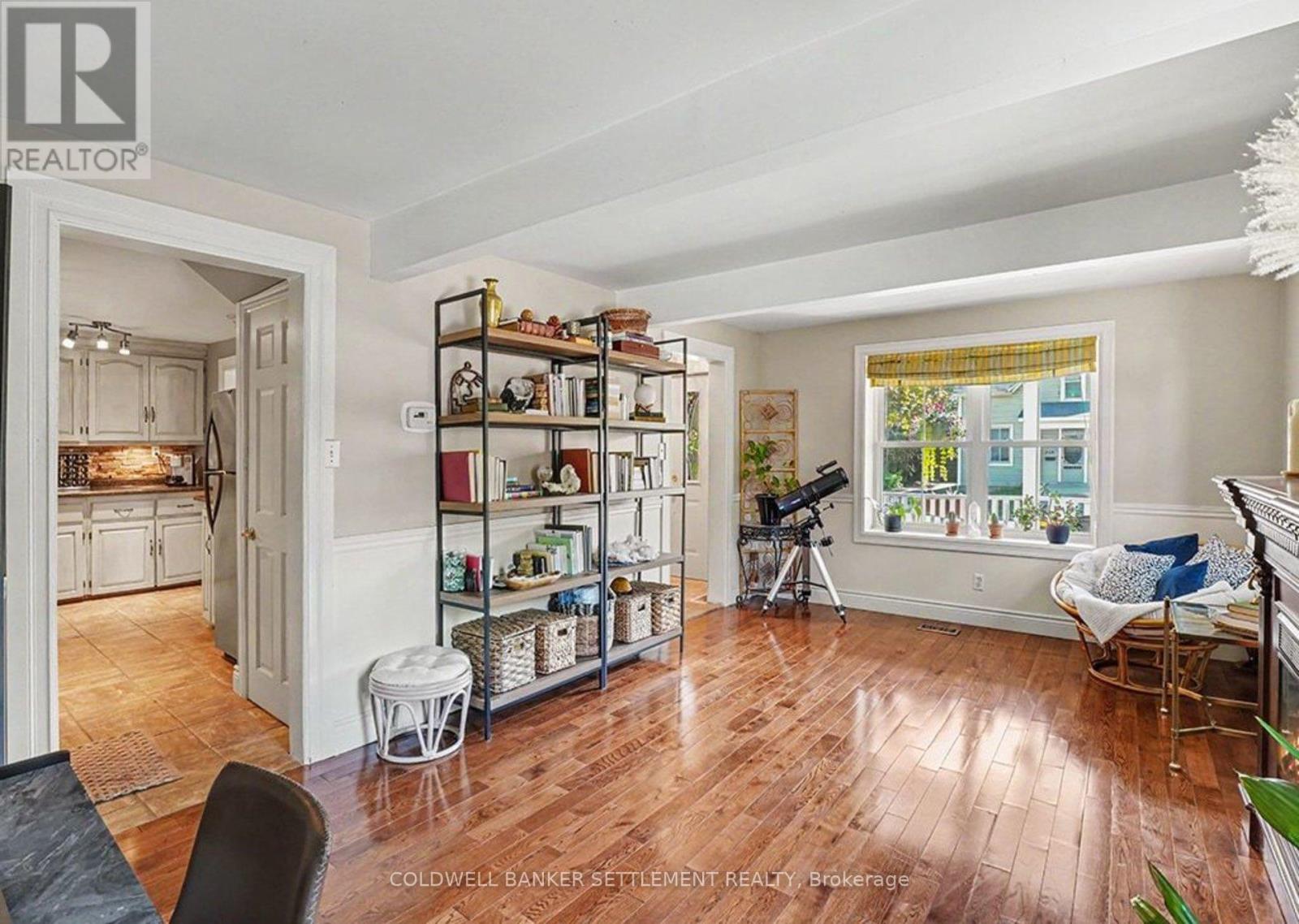 217 GORE STREET E - 12
