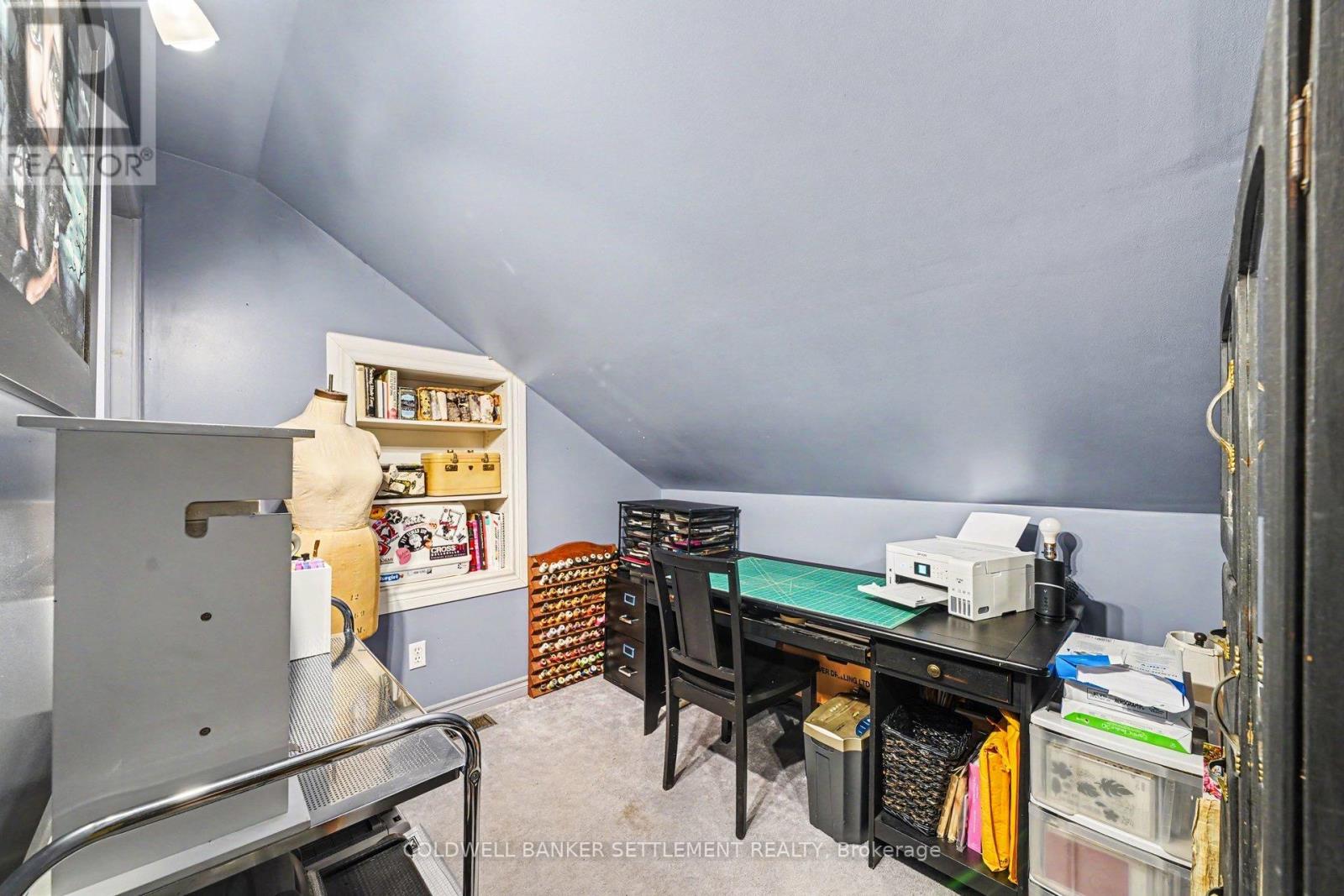 217 GORE STREET E - 22