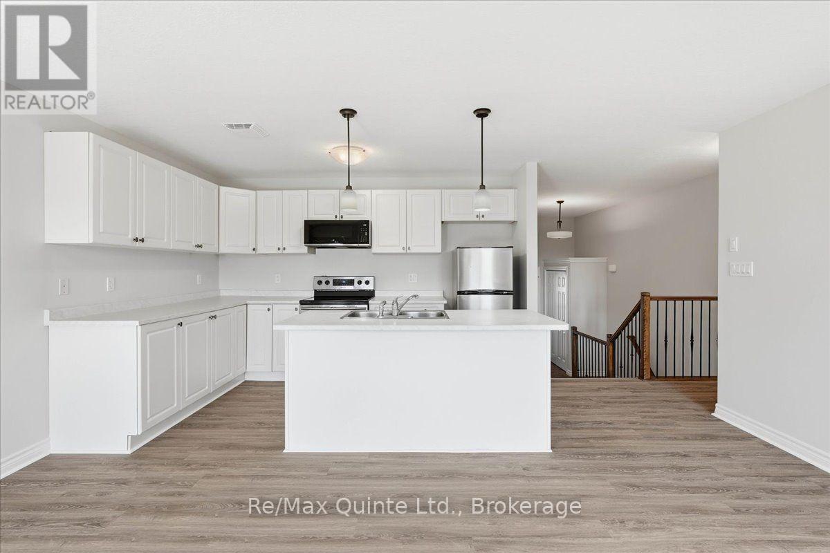 119 GREENHILL LANE - 12