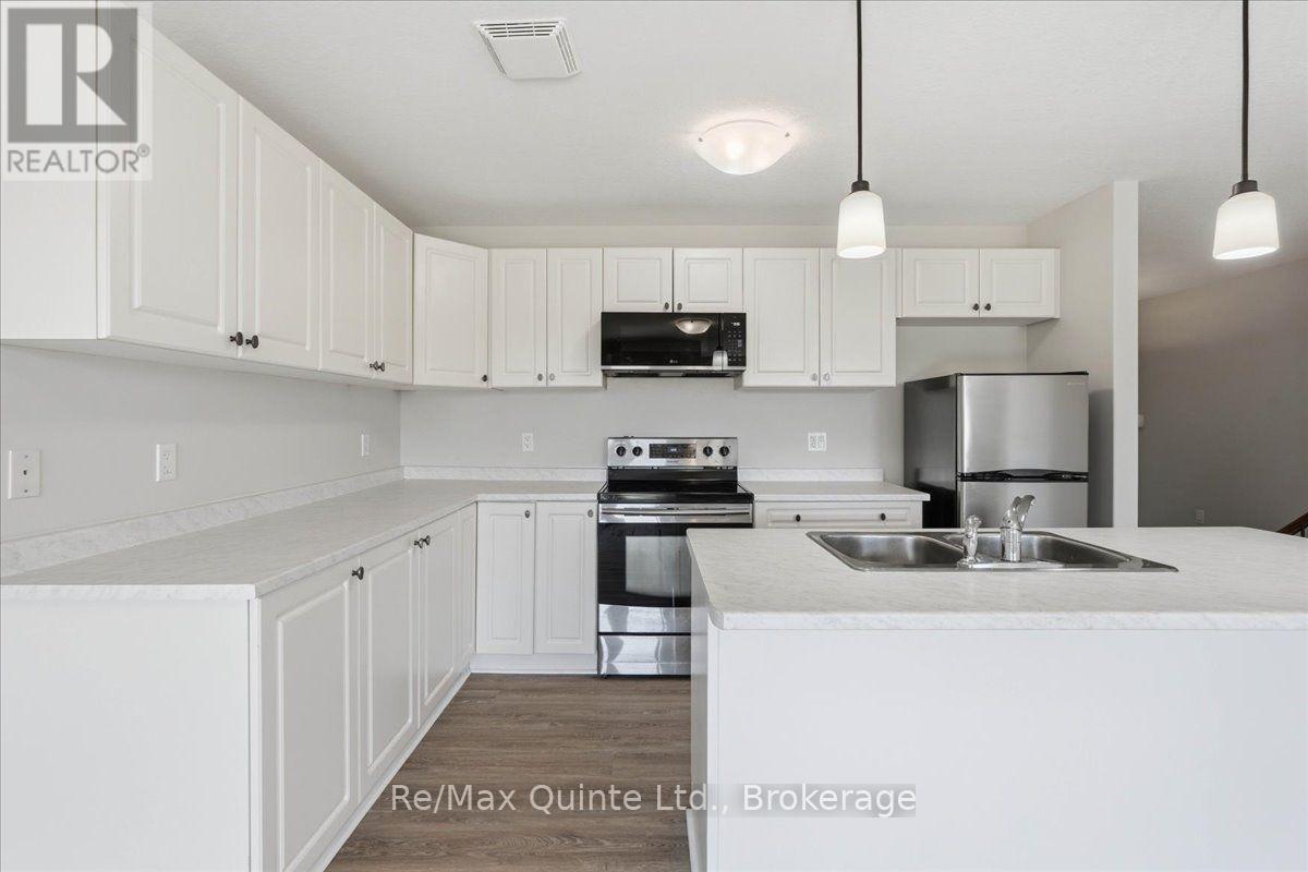 119 GREENHILL LANE - 13