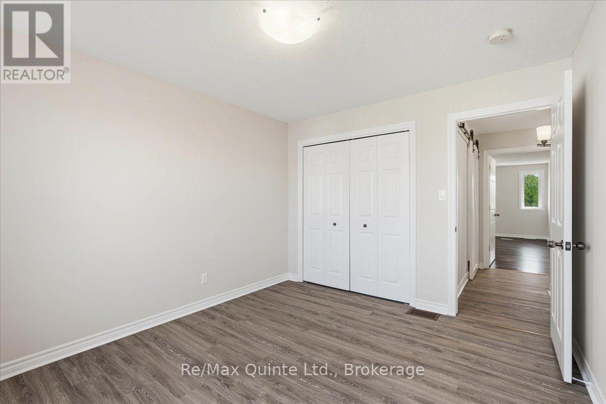 119 GREENHILL LANE - 24