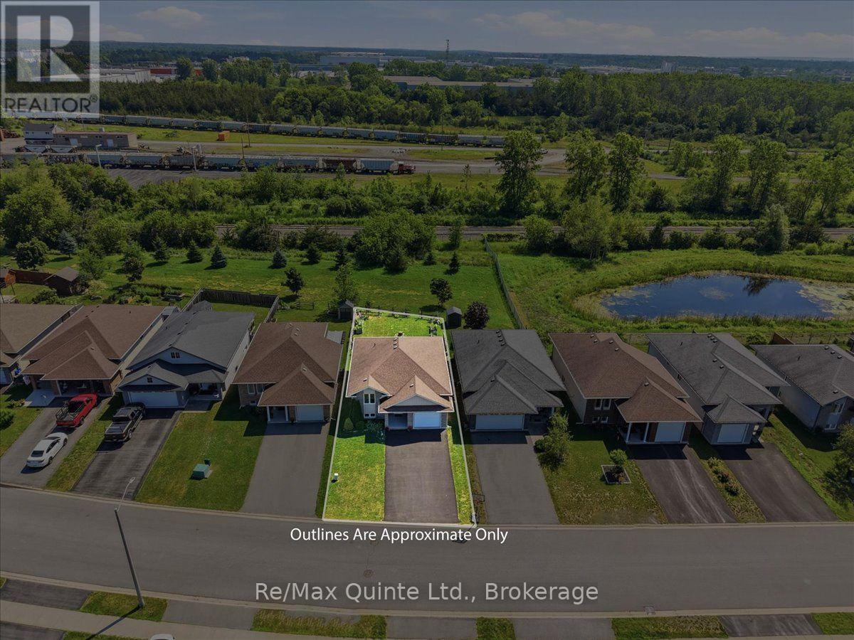 119 GREENHILL LANE - 38