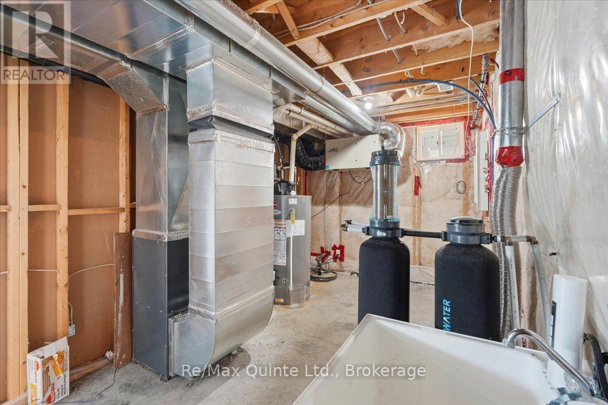 119 GREENHILL LANE - 42