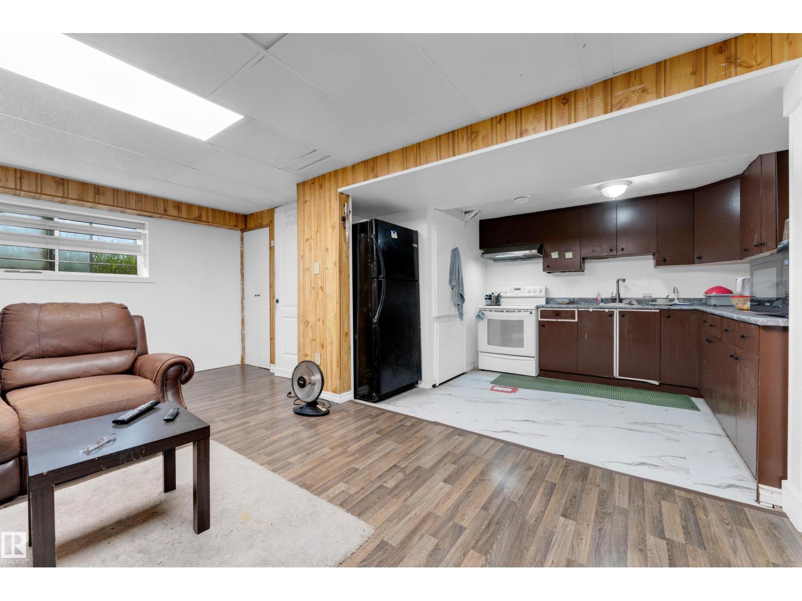 4603 36 AV NW NW - 25
