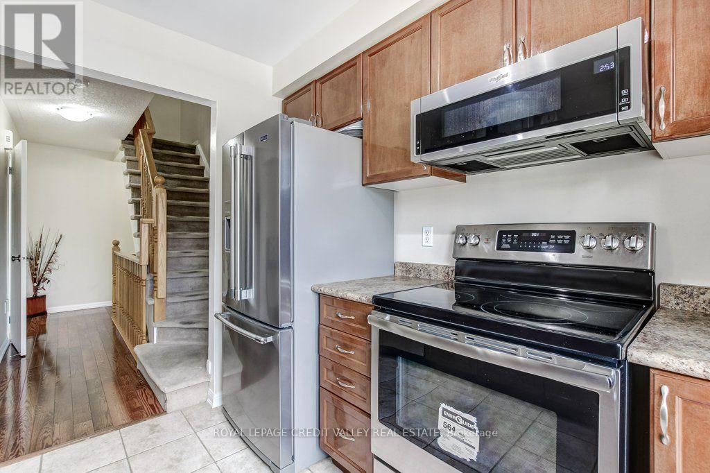 #66 71 GARTH MASSEY DRIVE - 14