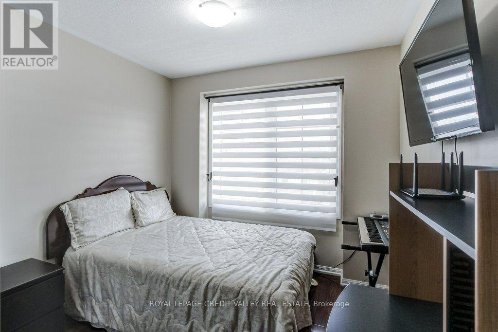 #66 71 GARTH MASSEY DRIVE - 28