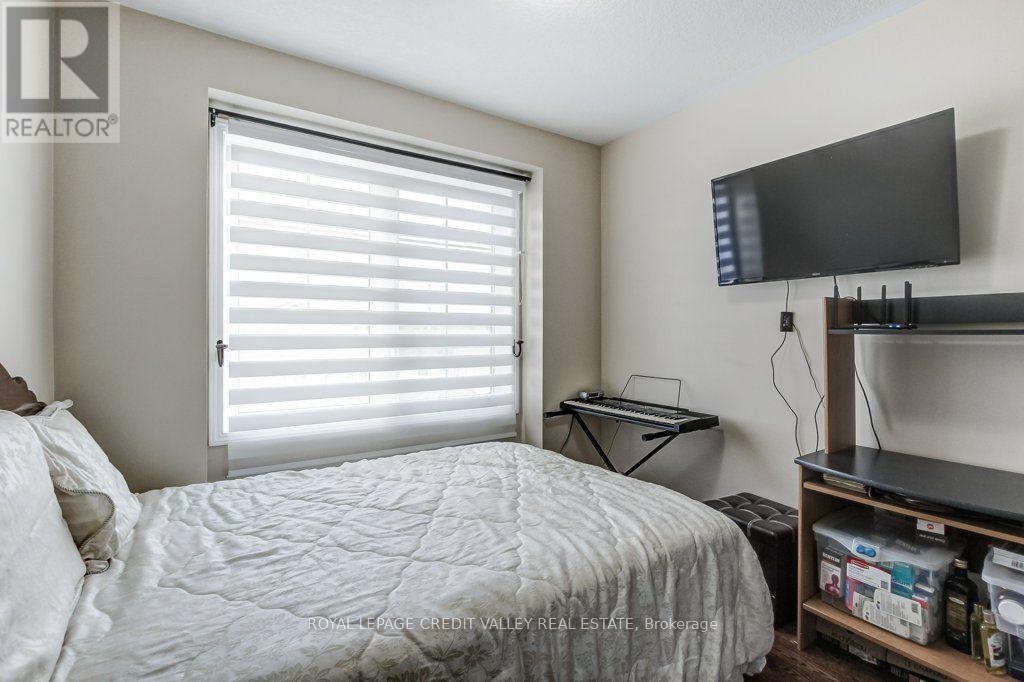 #66 71 GARTH MASSEY DRIVE - 29