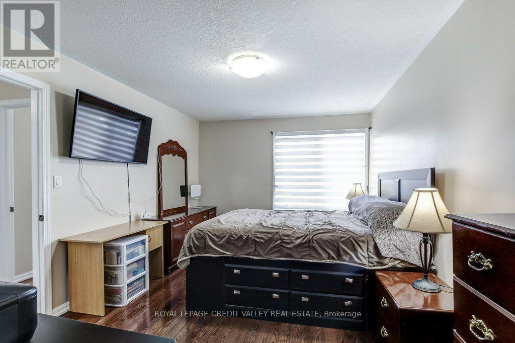 #66 71 GARTH MASSEY DRIVE - 31