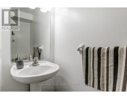 66 - 71 Garth Massey Drive, Cambridge, ON N1T2G8 Photo 10