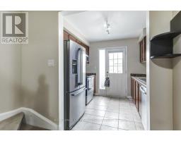 66 - 71 Garth Massey Drive, Cambridge, ON N1T2G8 Photo 11