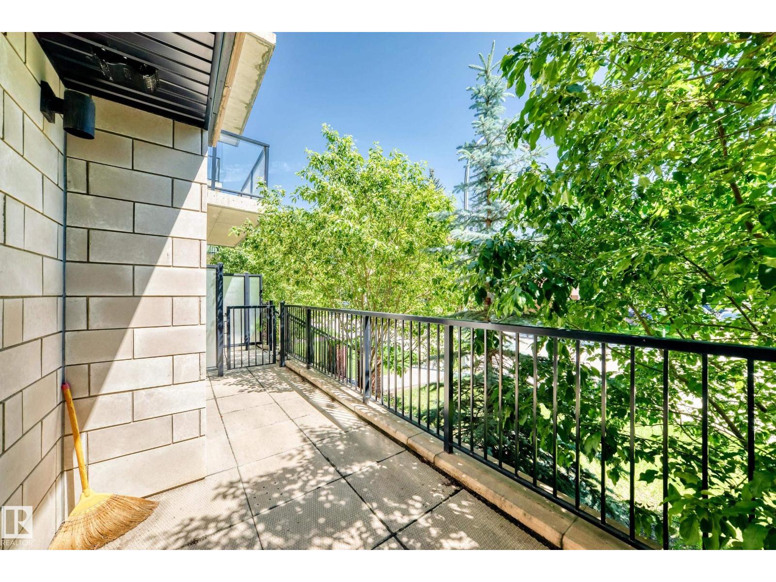 #103 11710 87 AV NW - 18