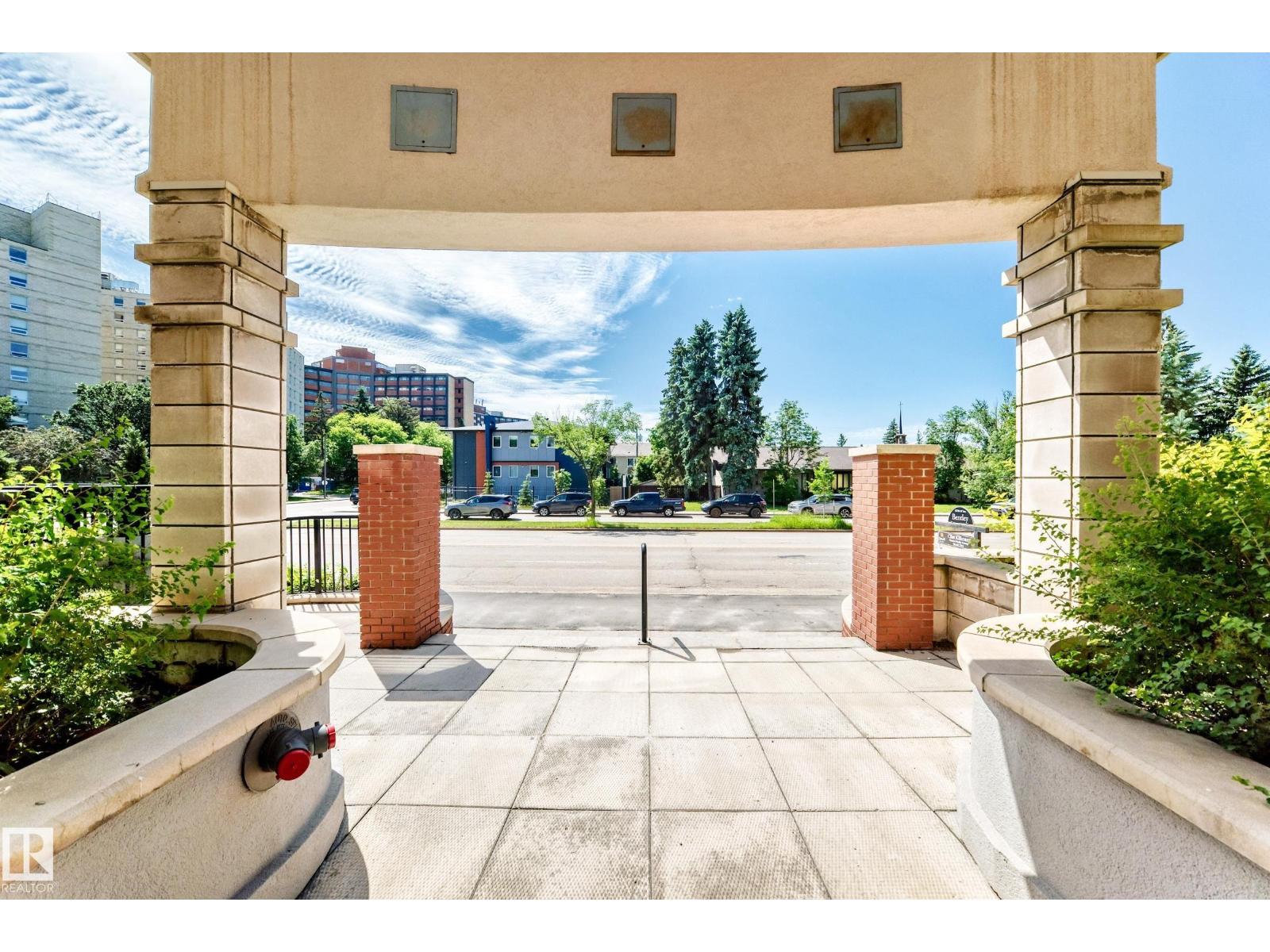 #103 11710 87 AV NW - 26