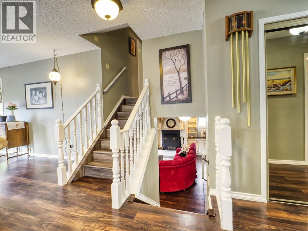 245 9 Street SE - 13