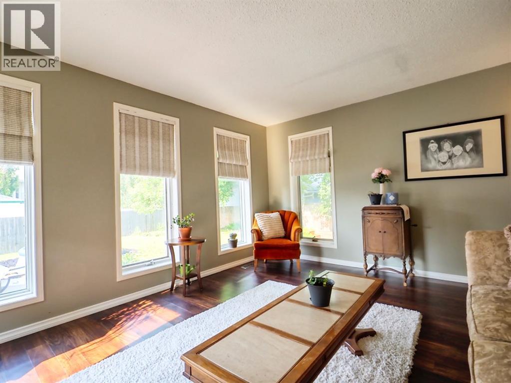 245 9 Street SE - 19