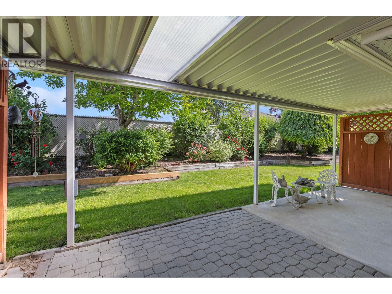 #10 1800 Parkview Crescent - 44