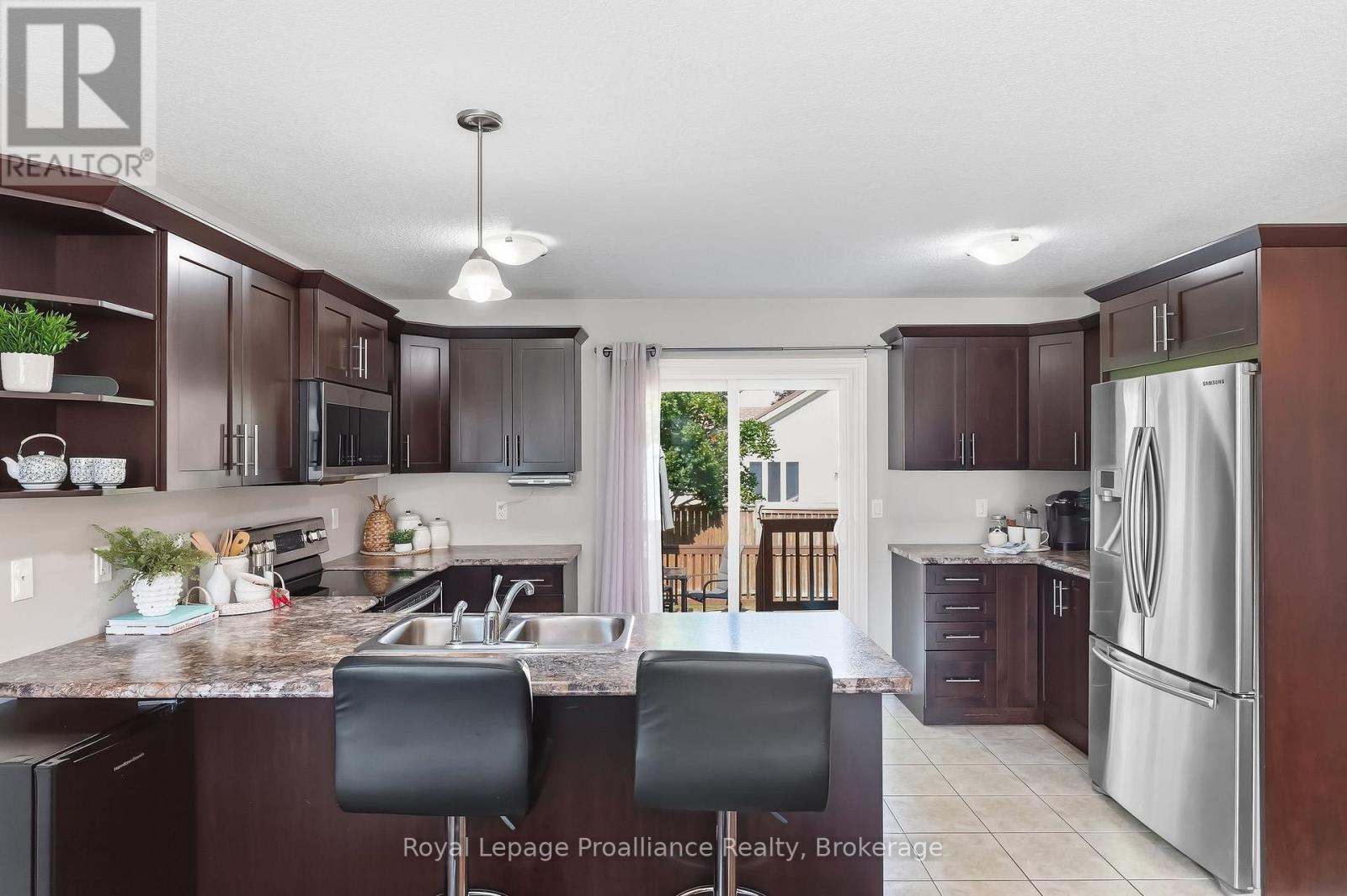 35 WARD DRIVE - Image 21