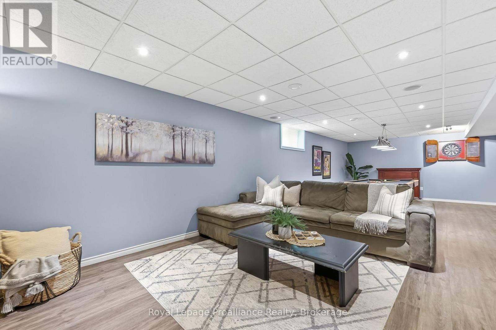 35 WARD DRIVE - Image 31