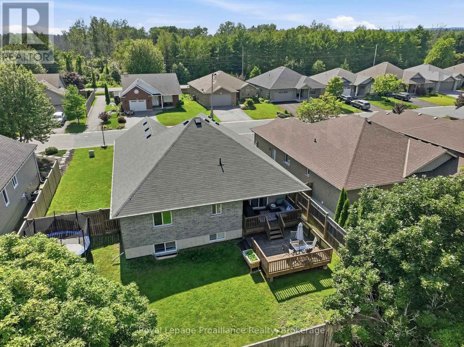 35 WARD DRIVE - Image 41