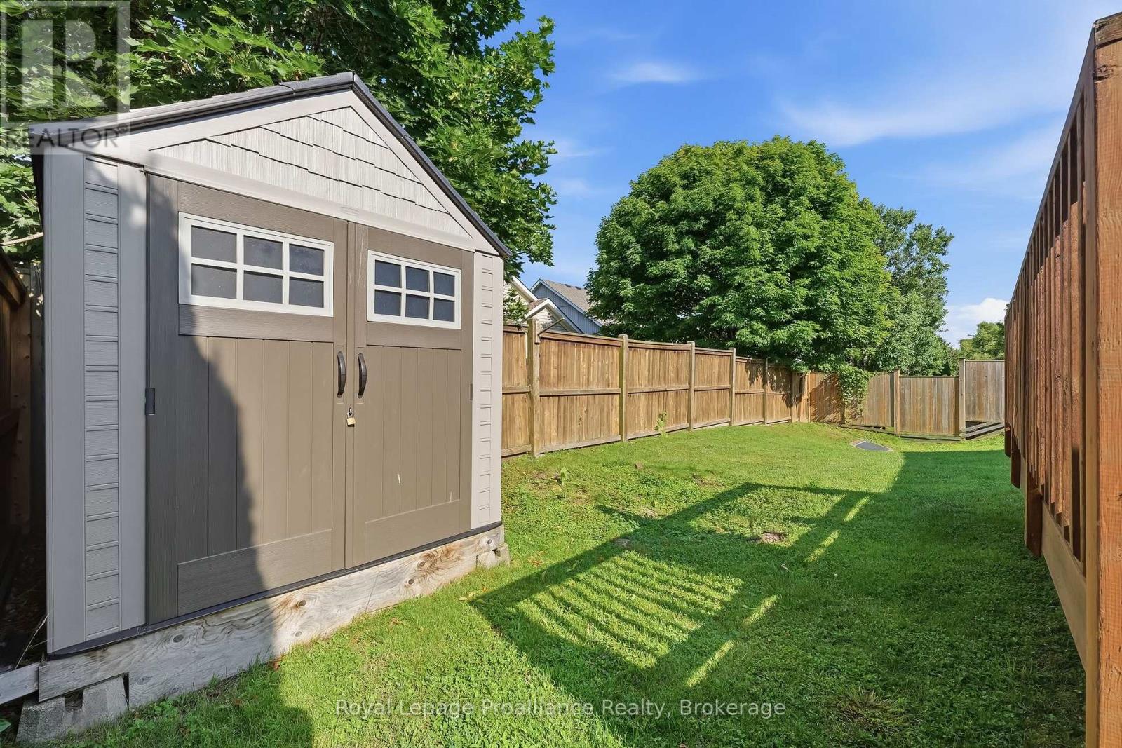 35 WARD DRIVE - Image 44