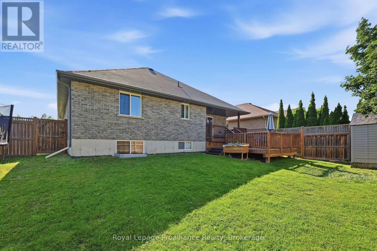35 WARD DRIVE - Image 46