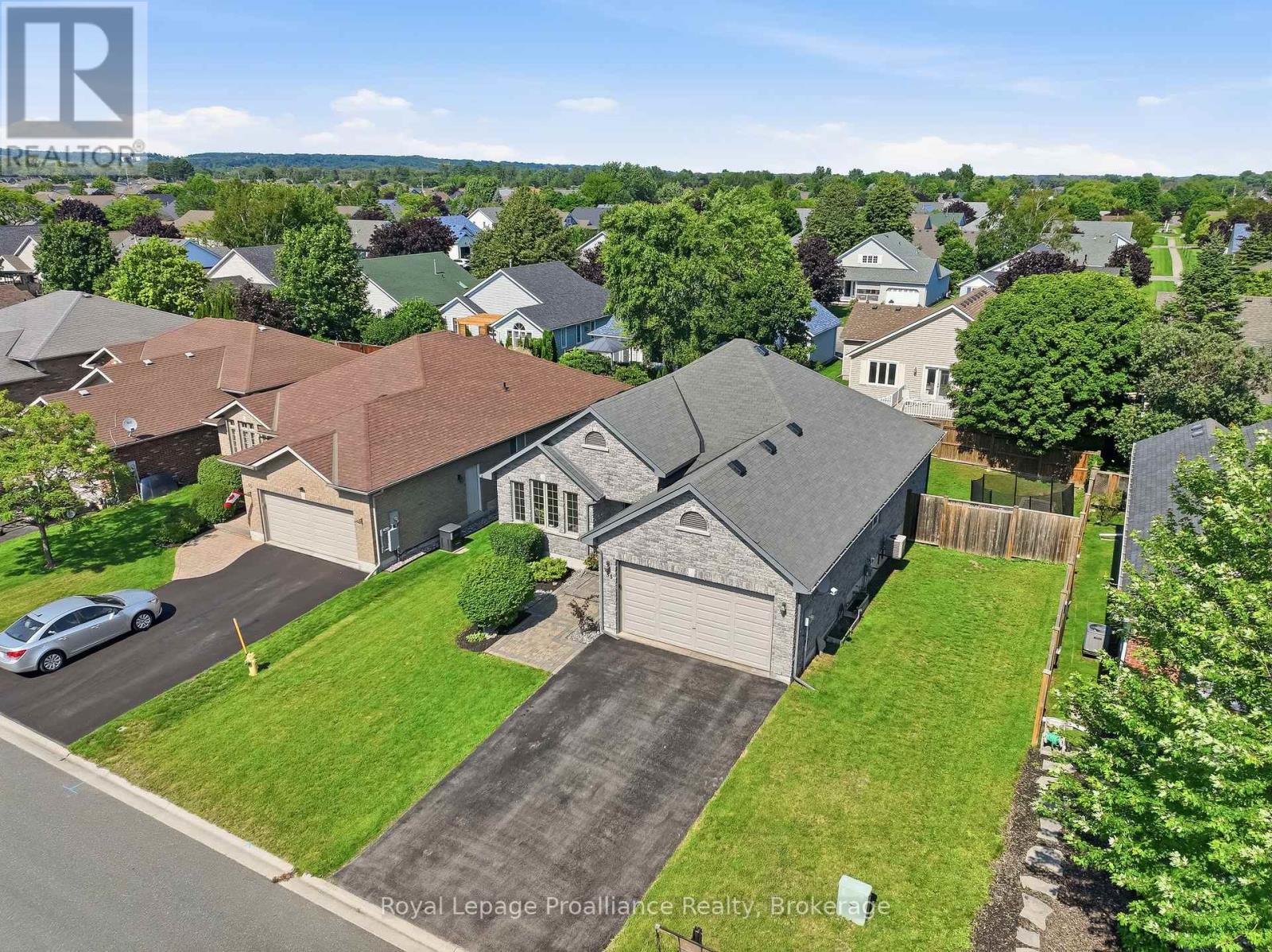 35 WARD DRIVE - Image 5