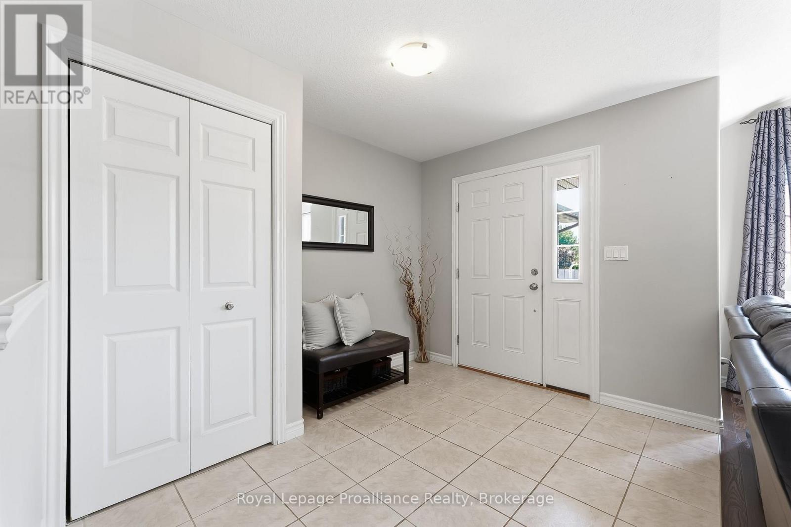 35 WARD DRIVE - Image 8