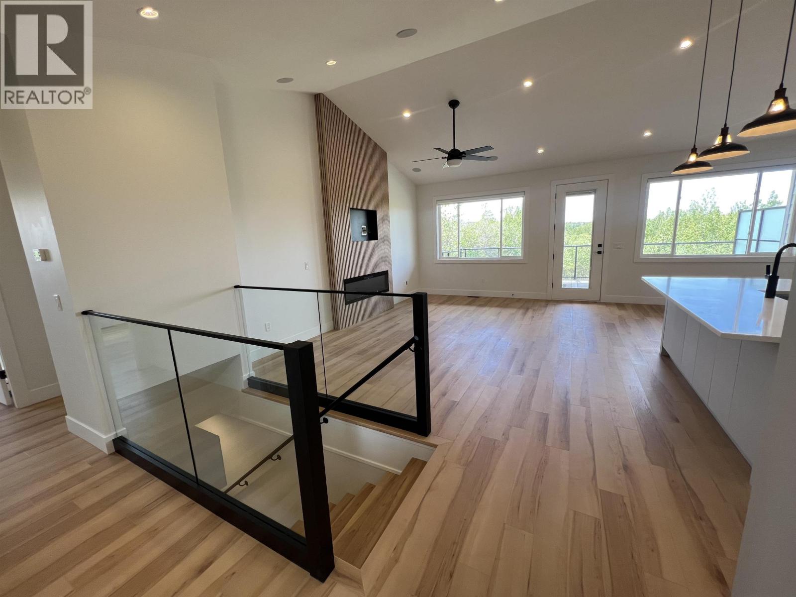 10712 114A AVENUE - Image 8