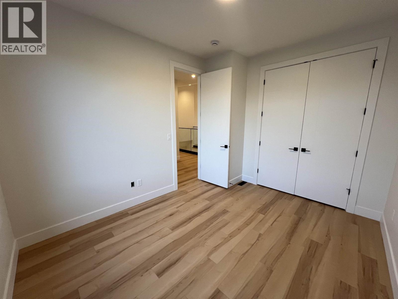 10712 114A AVENUE - Image 6