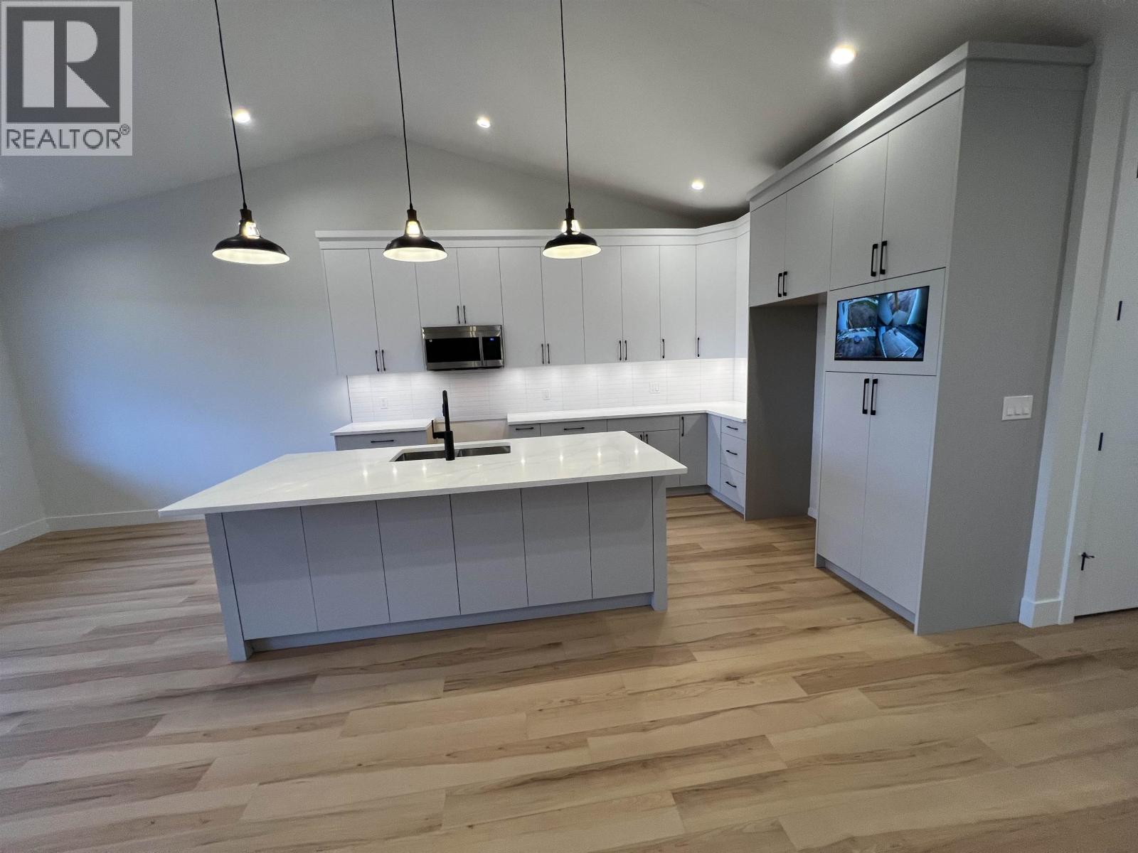 10712 114A AVENUE - Image 10