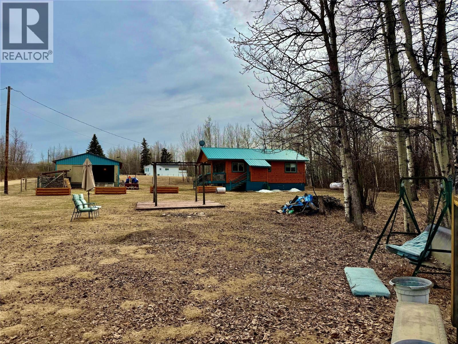 16589 203 Road - Image 36