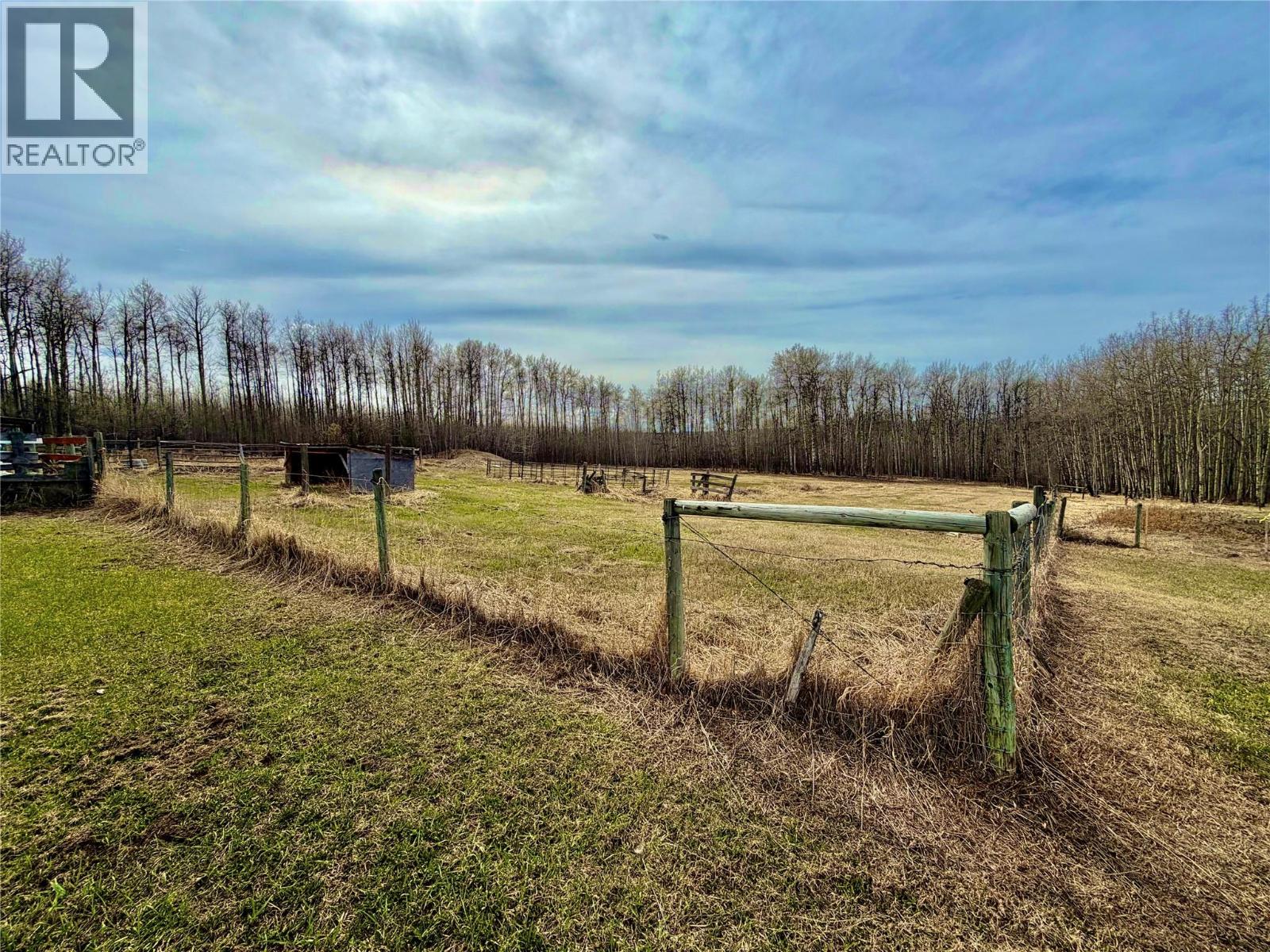 16589 203 Road - Image 33