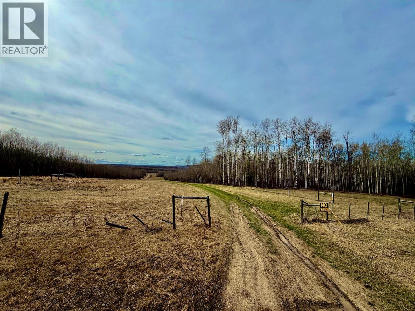 16589 203 Road - Image 52