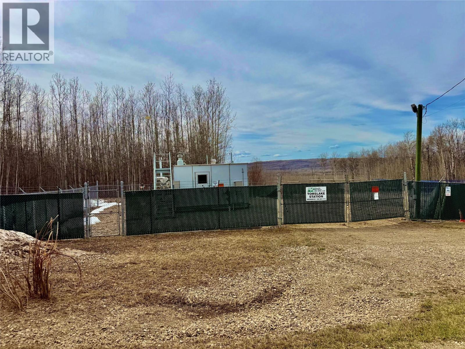 16589 203 Road - Image 51
