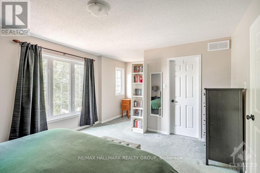 3 Bed, 2 Bath House for Rent in Ottawa – 13 UPNEY DRIVE, Ottawa – MLS# X13553606 - Image 15