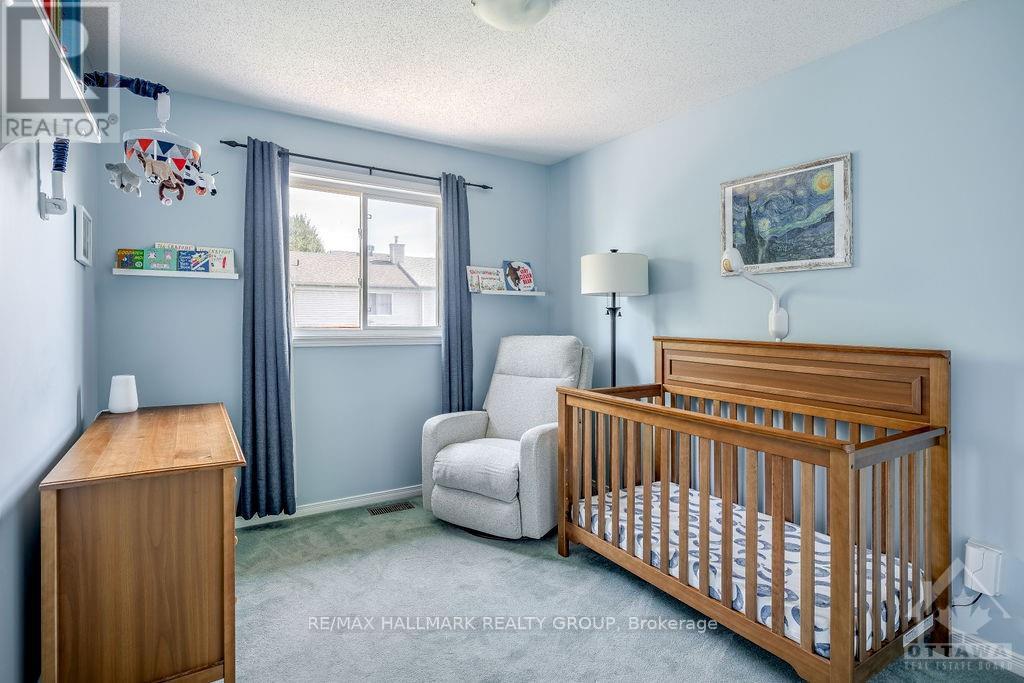 3 Bed, 2 Bath House for Rent in Ottawa – 13 UPNEY DRIVE, Ottawa – MLS# X13553606 - Image 17