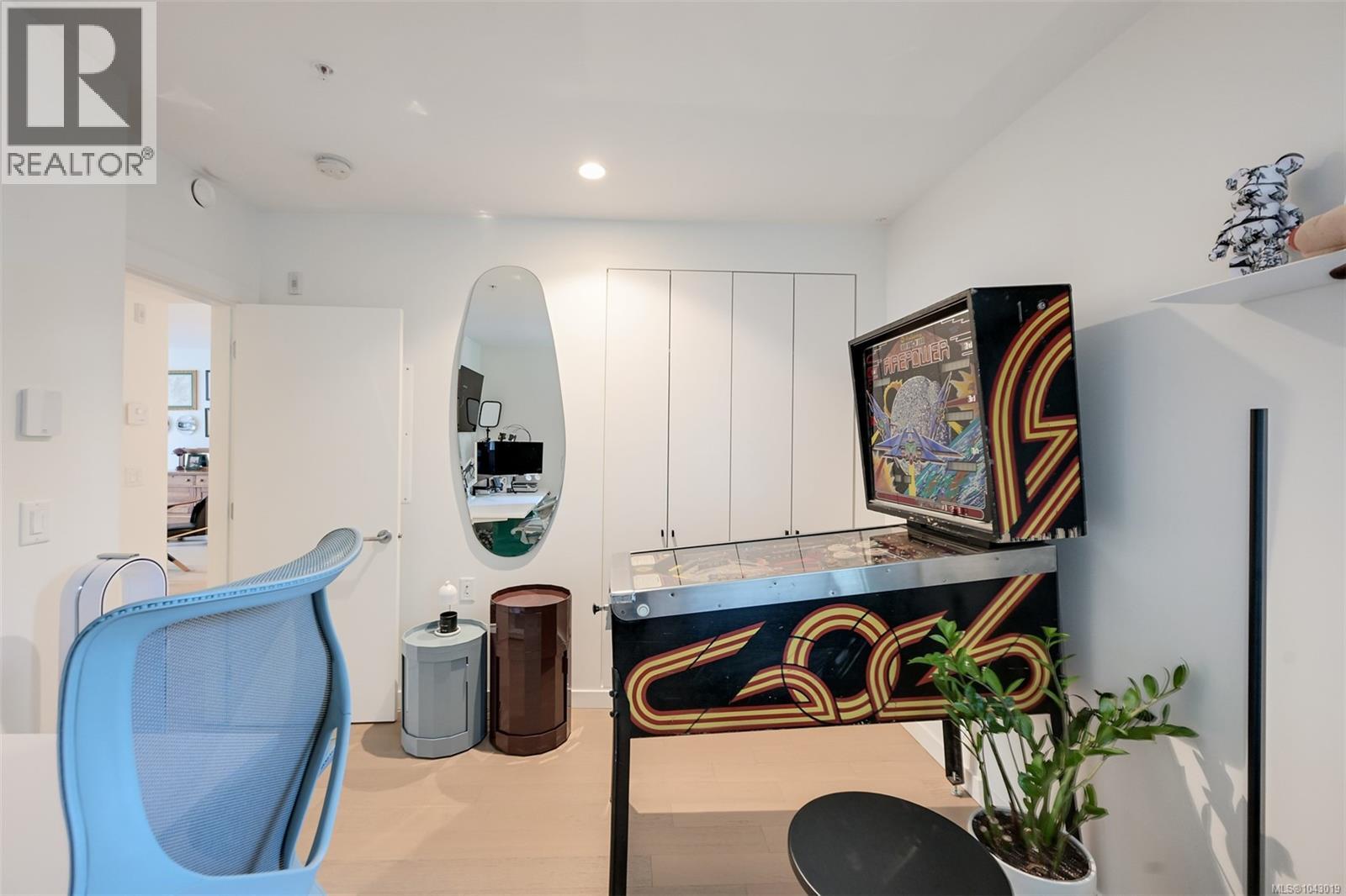 #204 430 Parry St - 43