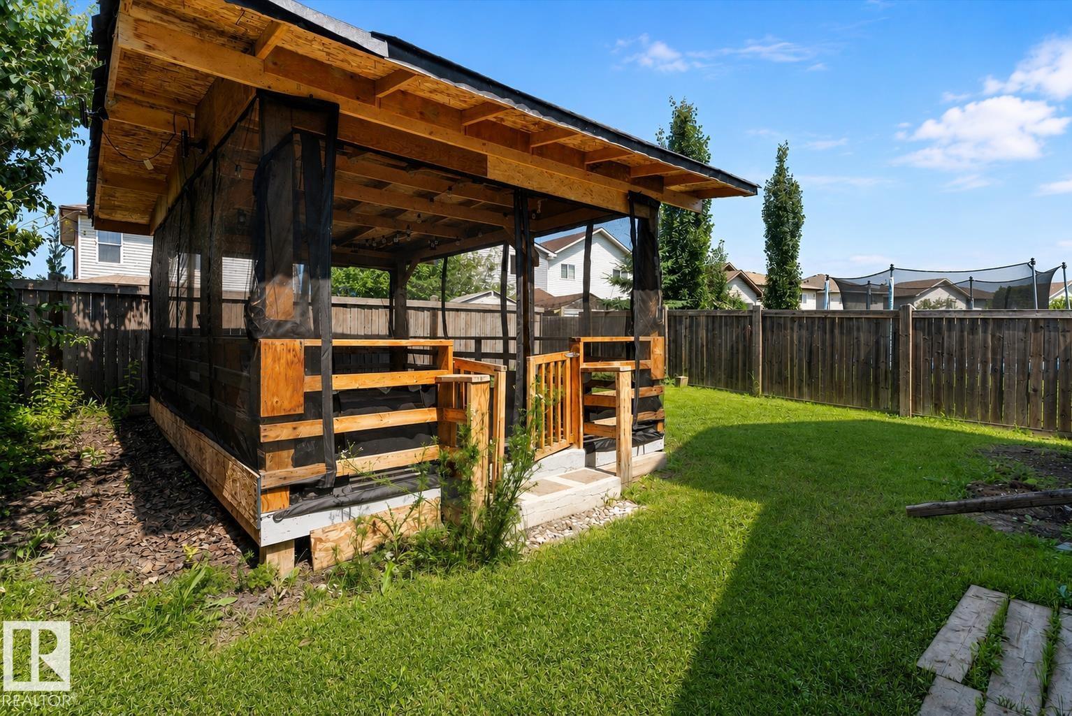 13540 141 AV NW - 24