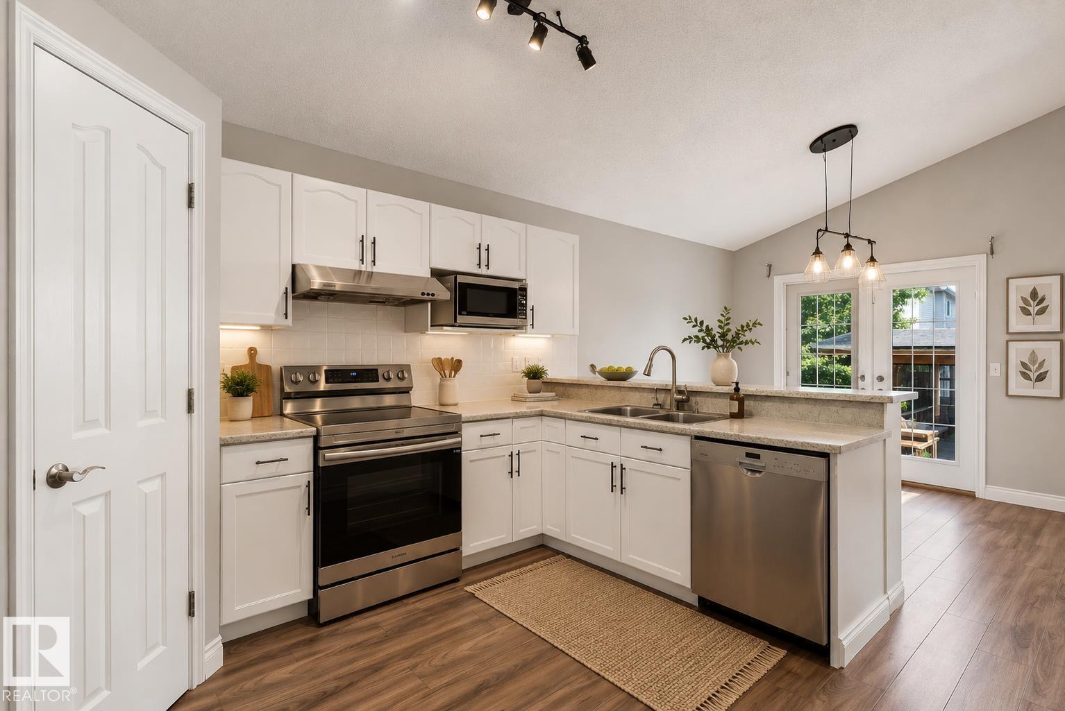 13540 141 AV NW - 3