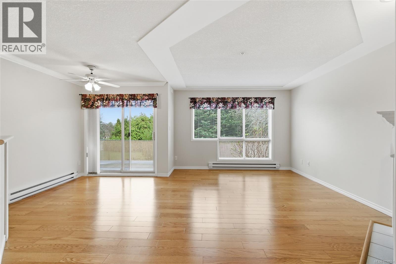 #106 335 Hirst Ave W - 22