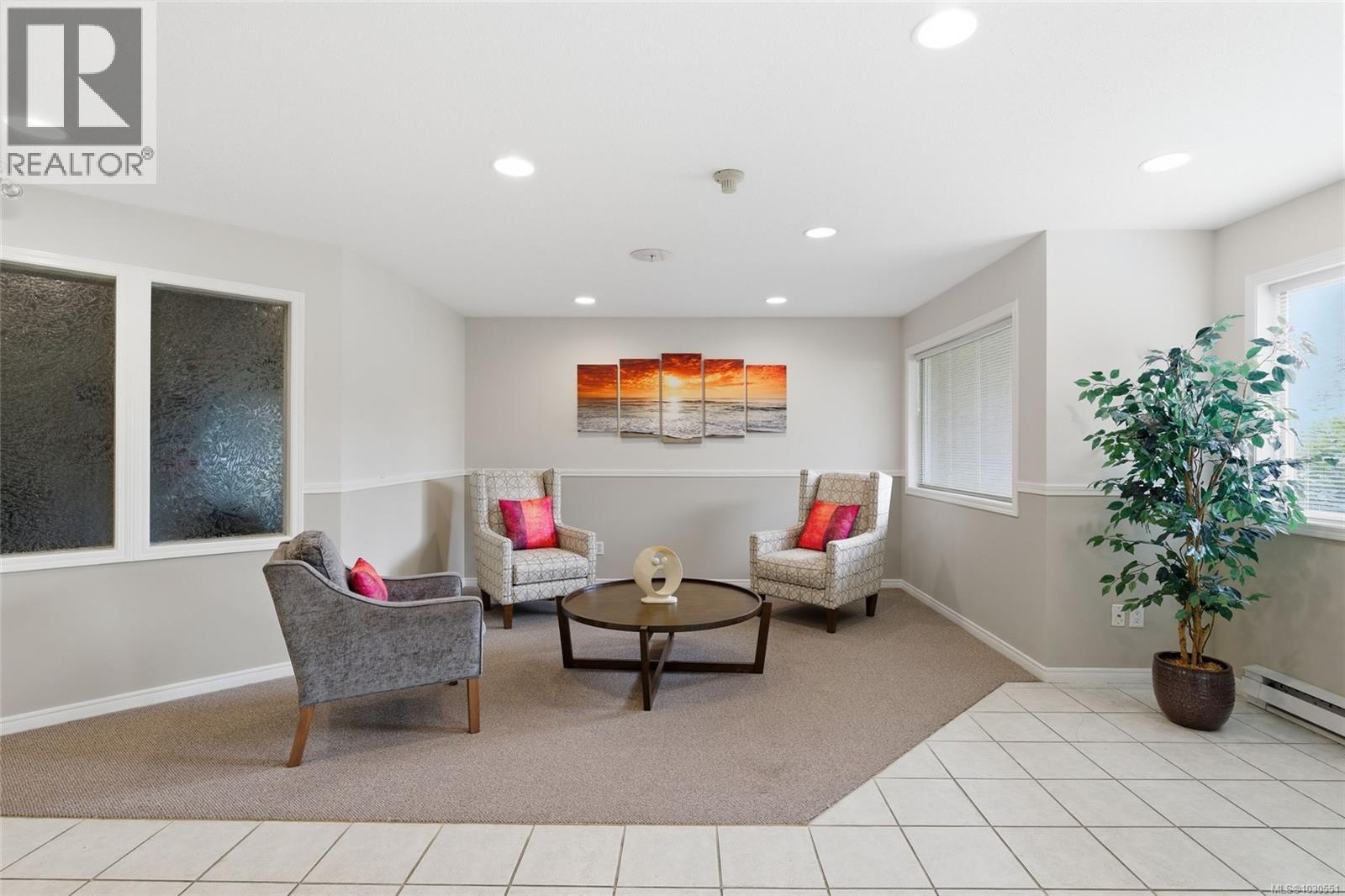 #106 335 Hirst Ave W - 41