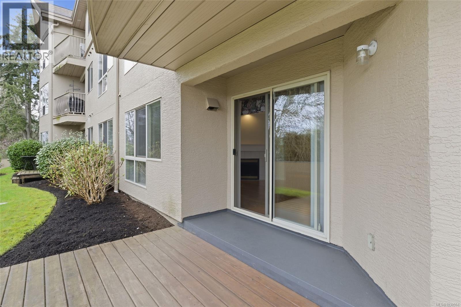 #106 335 Hirst Ave W - 37