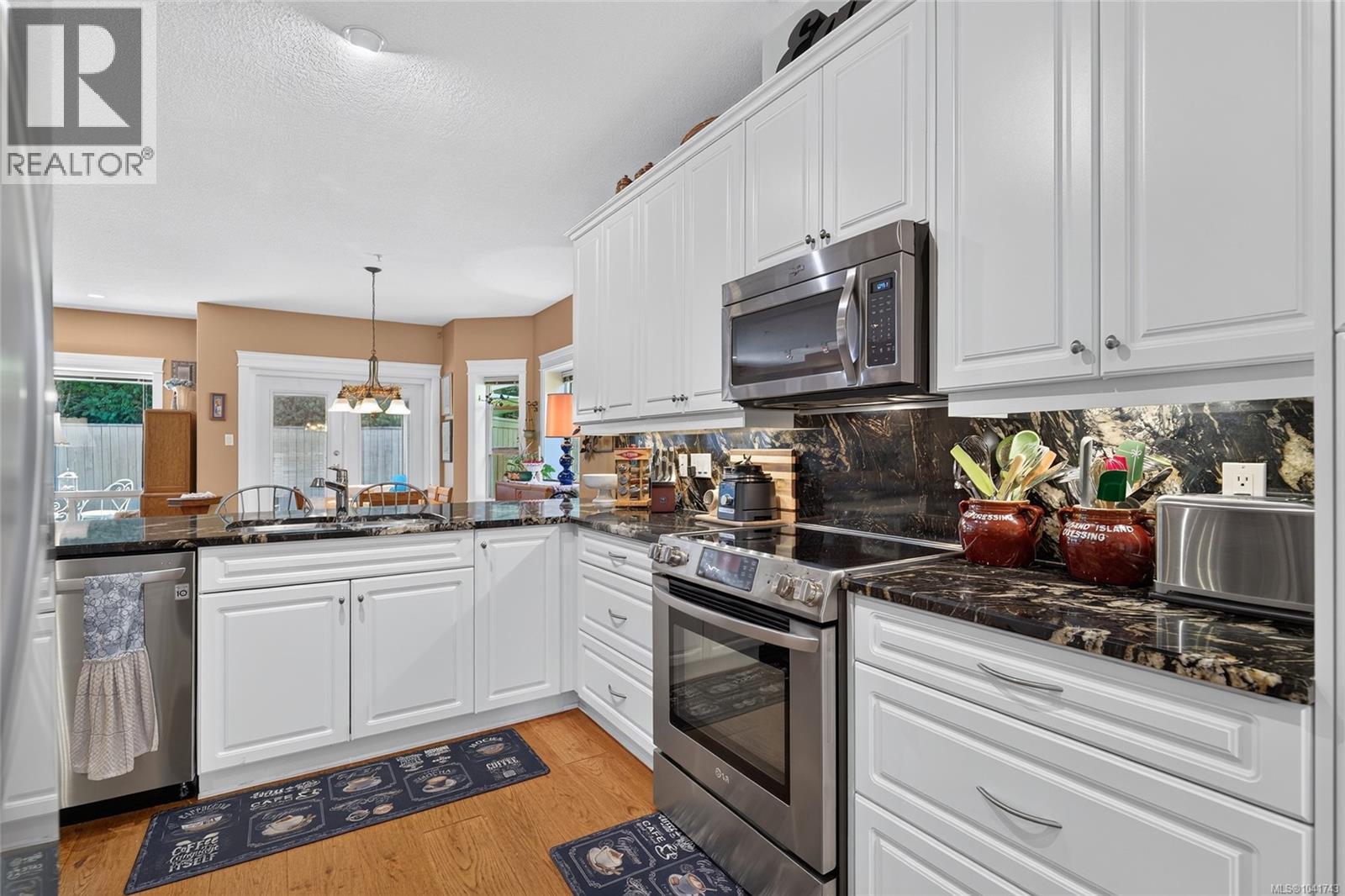#5 161 Shelly Rd - 7