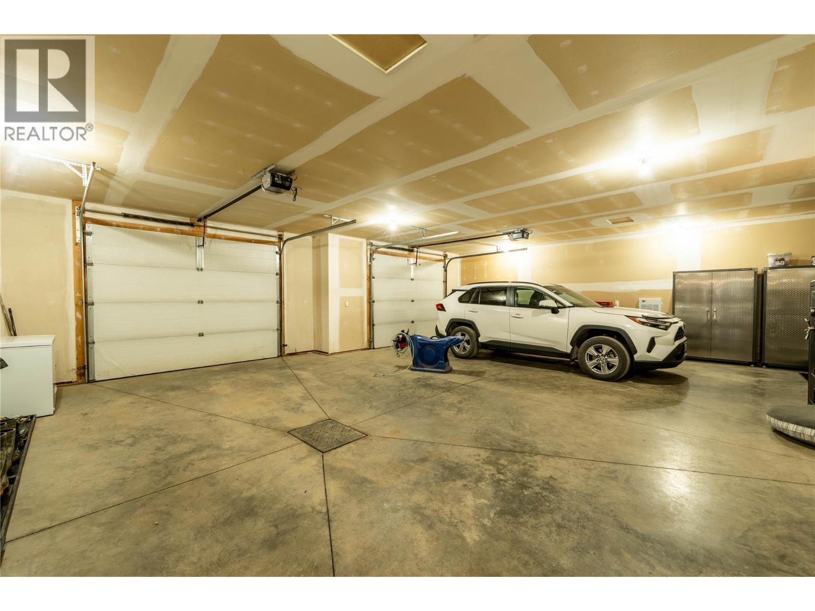 9066 253 Road - 36
