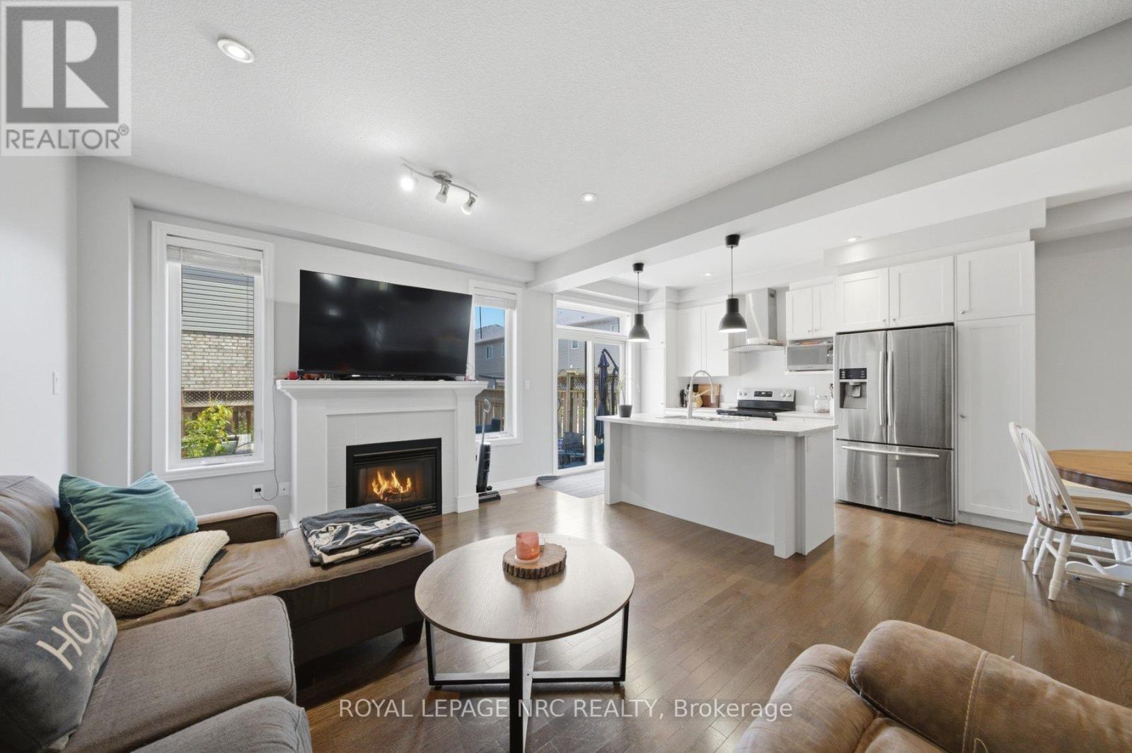 #14 380 LAKE STREET - Image 7
