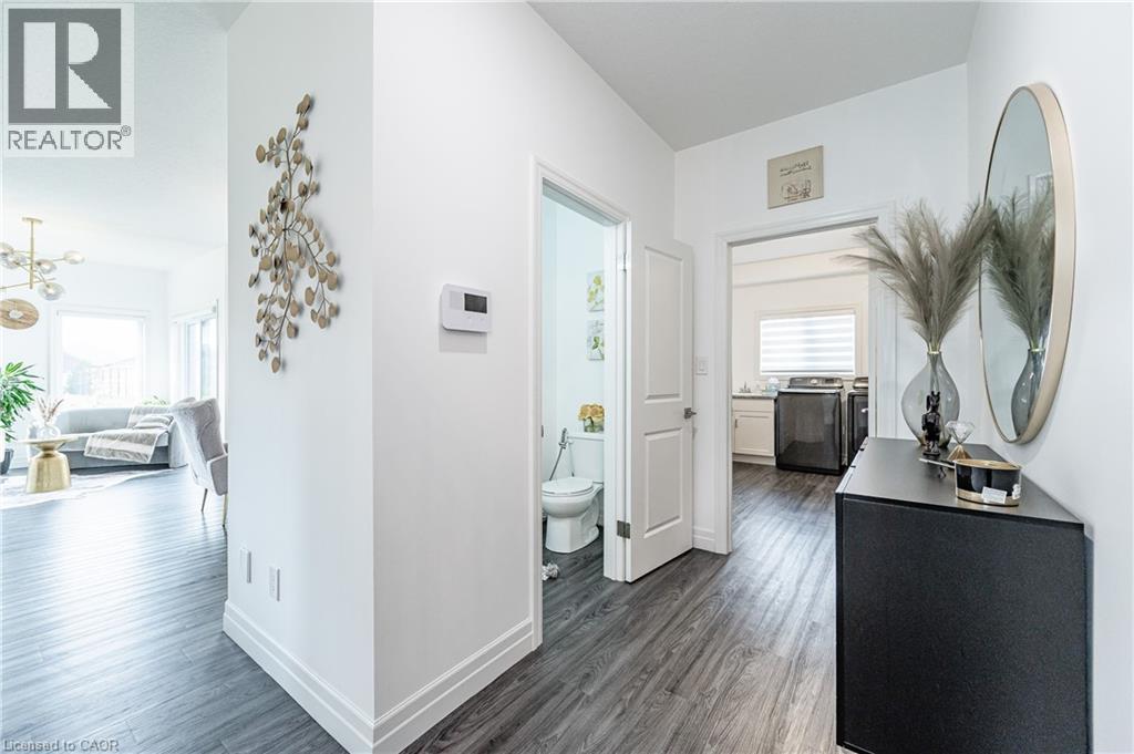 136 VILLAGE Road - 24