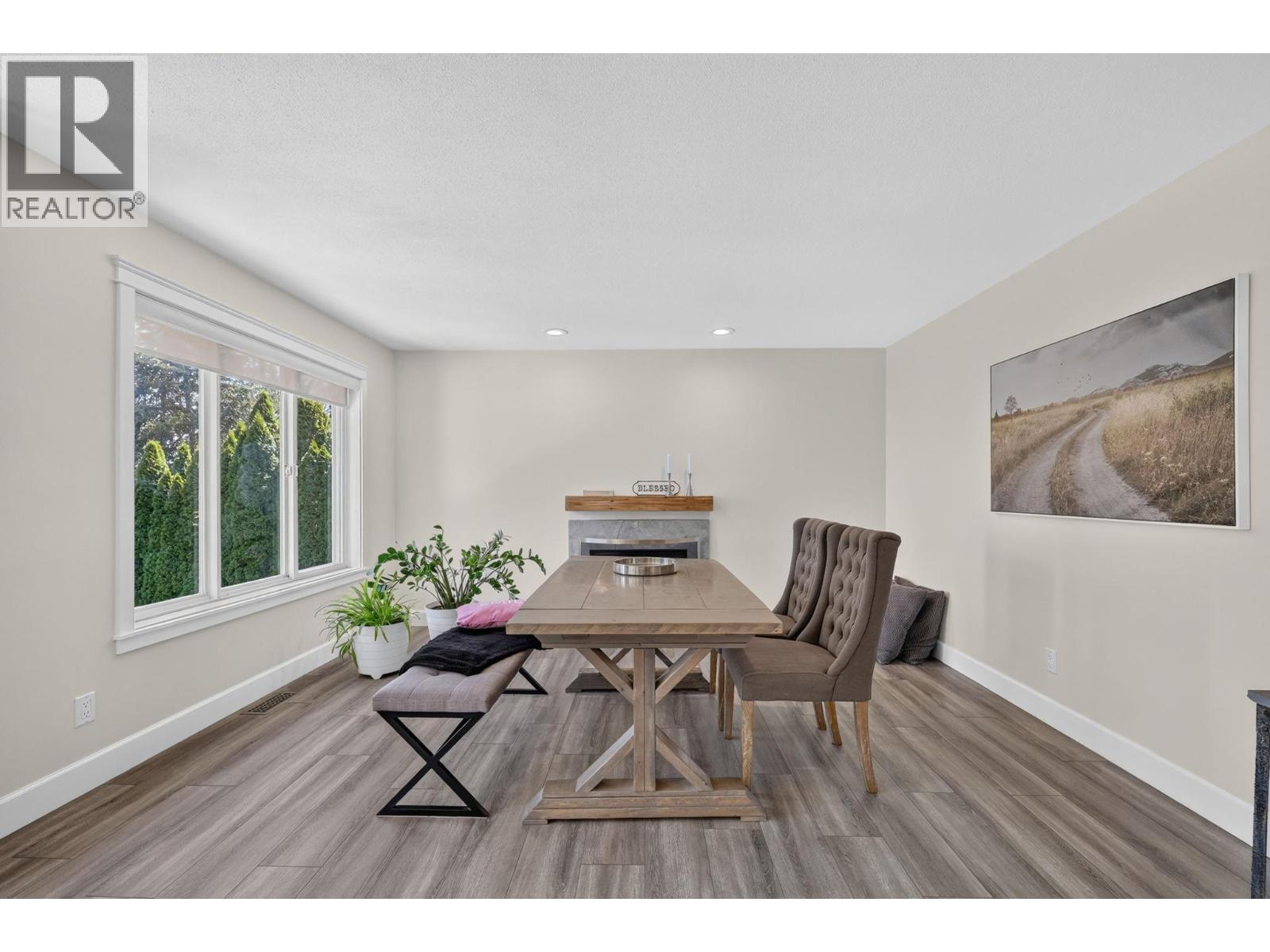  2156 Shannon Woods Way, West Kelowna